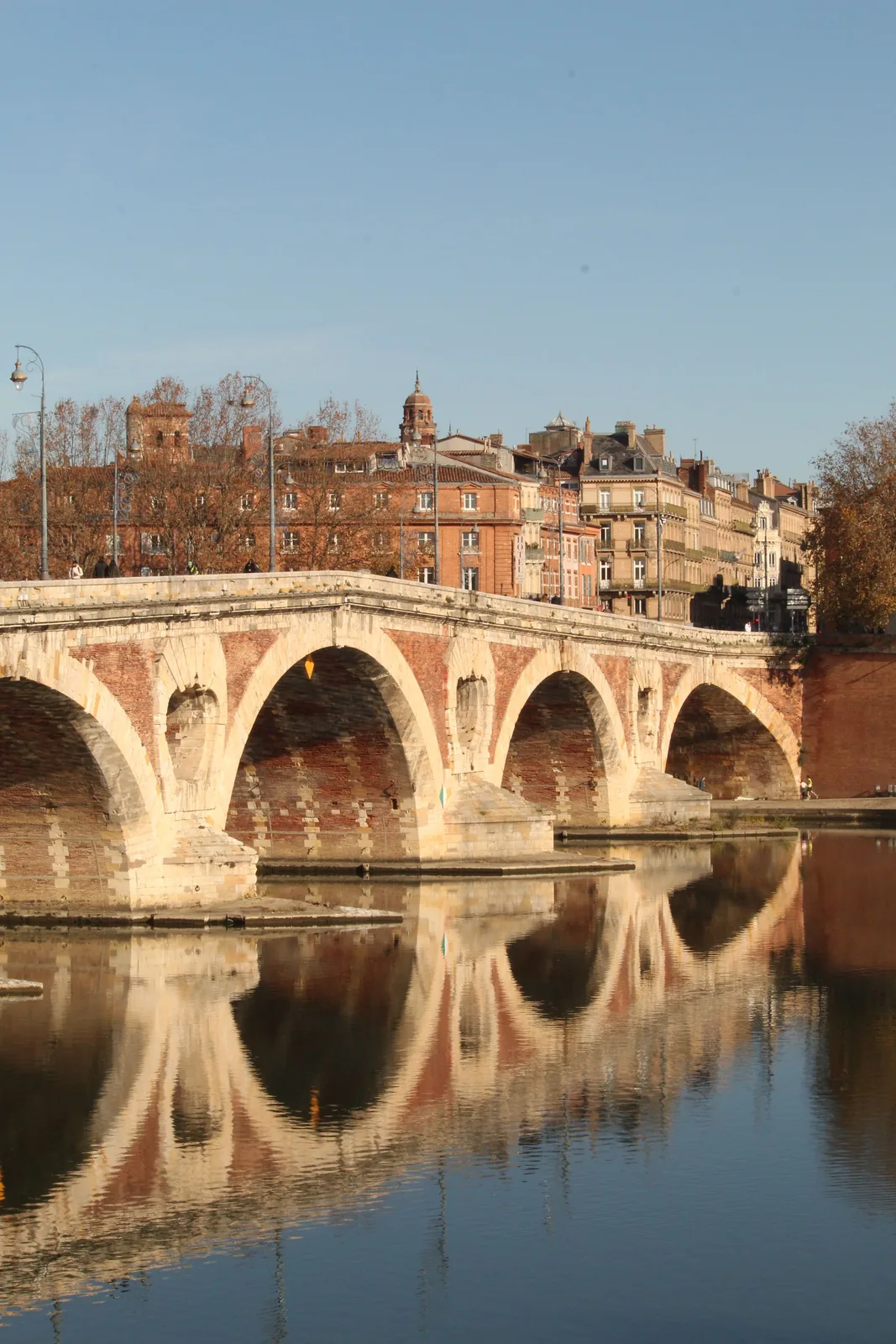 Pont Neuf et Garonne à Toulouse pour illustrer un projet web local